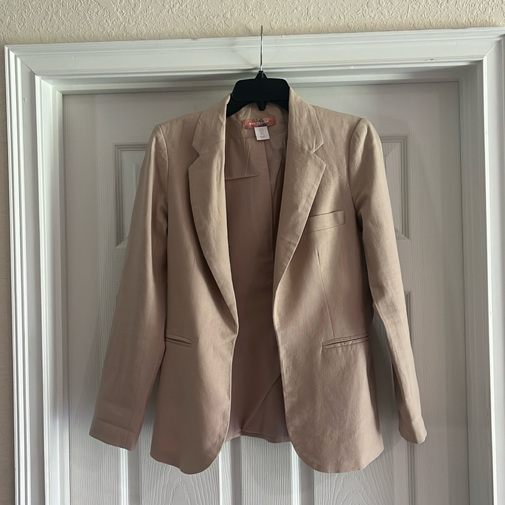 Marina Luna blush pink blazer
Size: Small